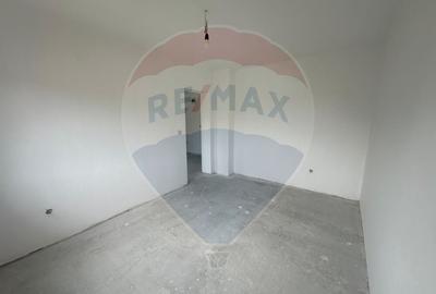 Apartament cu 3 camere decomandat în Cojocna - 6