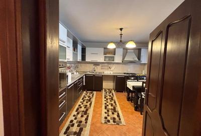CASA  DE VANZARE IN GAROAFA ( E85) - 15
