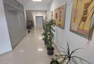 Delfinariu-bd. Mamaia, spatiu birouri, 120 mp., openspace - 14