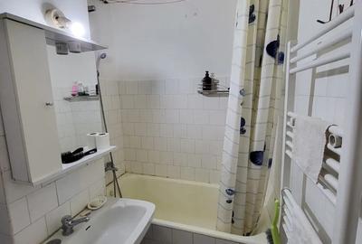 Garsonieră decomandată în Medicină - 1