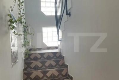 Casă cu 4 camere cu Teren 1000 Mp în Central - 10