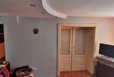 Casa, singur in curte in Bod, zona Centru - 6