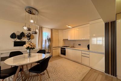 Apartament cu 2 camere decomandat, mobilat în Tractorul - 3