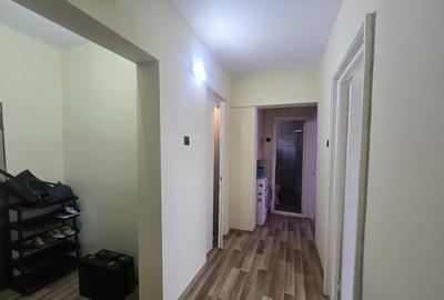 Ap. 2 cam cf I dec zona Radu Negru etaj 4/4 - 3