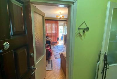 Apartament cu 2 camere decomandat în Micro 15 - 12