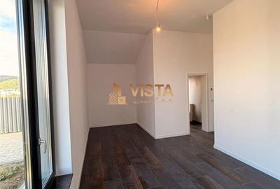 Casă cu 4 camere cu Teren 500 Mp în Central - 14