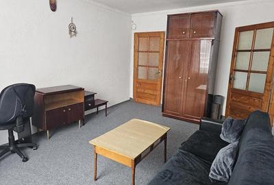 Apartament cu 3 camere decomandat în Noua - 9