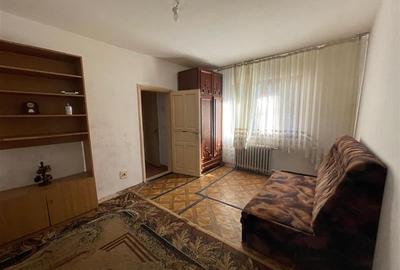 Apartament cu 3 camere de vanzare zona 23 August Tulcea - 3