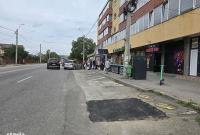 Spațiu comercial, de 80 mp, în Dărmănești - 1