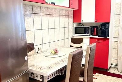 Apartament cu 2 camere decomandat, etajul 2/4, zona Dacia - 6