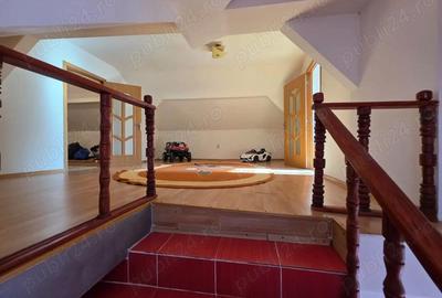 Casa proprietate unica in Hunedoara Central, langa Castelul Corvinilor - 4