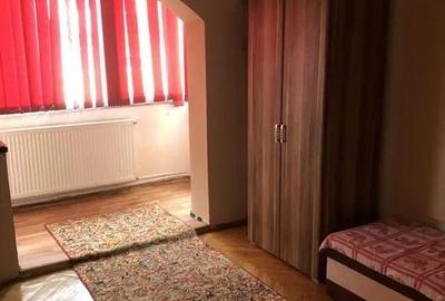 Apartament cu 3 camere decomandat, mobilat în Valea Aurie - 2