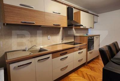 Apartament cu 3 camere decomandat, mobilat în Central - 8