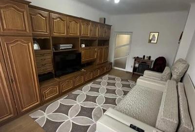 Apartament cu 3 camere, decomandat - zona Tractorul. Apartament cu 3 camere, decomandat - zona Tractorul. - 1