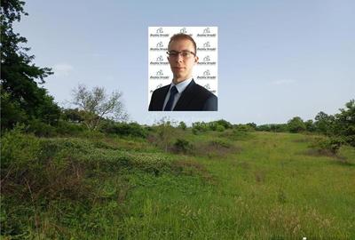 Teren de 11510 mp, în Central - 13