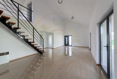 Casă cu 4 camere cu Teren 500 Mp în Drăganu - 15