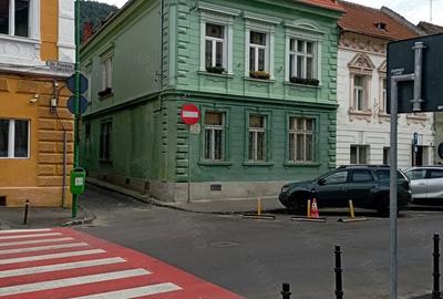 Casă cu 3 camere cu Teren 120 Mp în Schei - 1