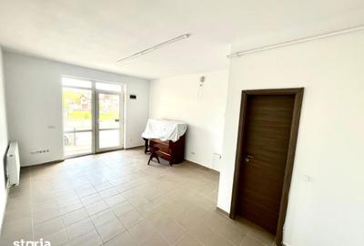Spațiu comercial, de 23 mp, în Central - 3