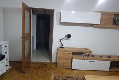 Apartament cu 2 camere nedecomandat, mobilat în Brașovul Vechi - 3