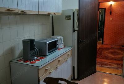 Apartament cu 3 camere decomandat în Caracal - 7