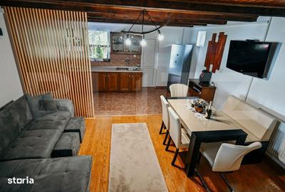 Casă cu 4 camere cu Teren 4500 Mp în Central - 7