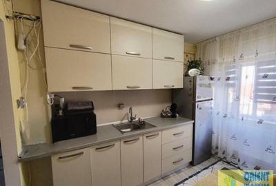 Dacia, decomandat, 3 camere, gaze, imobiliare Constanta - 11