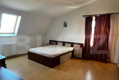 Apartament cu 3 camere, 90 mp, zona Sud - 10