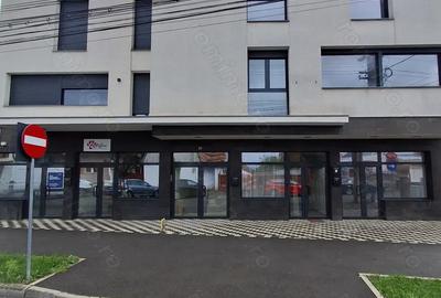 Inchiriez apartament 2 camere zona centrala - 1