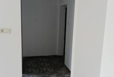 Apartament cu 2 camere semidecomandat în Topraisar - 1