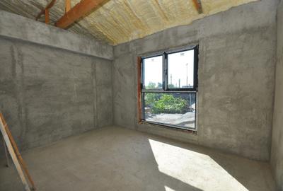 Chitila duplex suprafata utila 140 mp, 4 dormitoare 3 bai, teren 250 mp - 16
