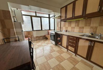 Apartament cu 3 camere, 63 mp, cartier Obcini - 2