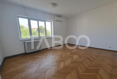 Apartament cu 3 camere decomandat, mobilat în Ștrand - 13