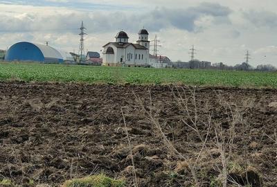Teren de 554 mp, în Palas