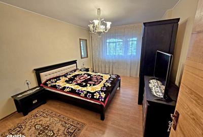 Apartament cu 2 camere decomandat în Frații Golești - 13