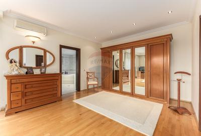 Casă cu 10 camere cu Canalizare în Snagov - 34