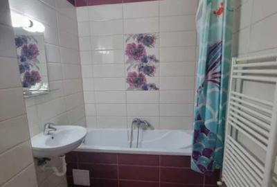 Garsoniera decomandat - zona Avantgarden. - 2