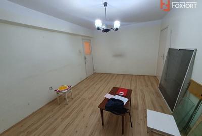 Apartament de vanzare cu 3 camere, etaj 6, zona Ultracentrala - 2