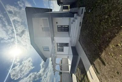 Casă cu 4 camere în Nord - 1