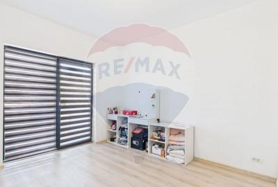 Duplex 85 mp utili, curte 200 mp – vedere la lac și pădure - 13