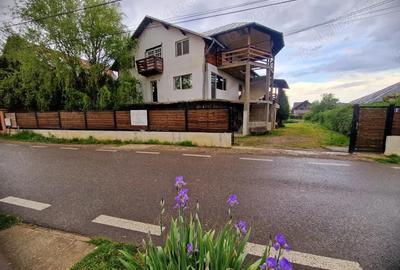 Casă cu 5 camere cu Teren 700 Mp în Păulești - 5