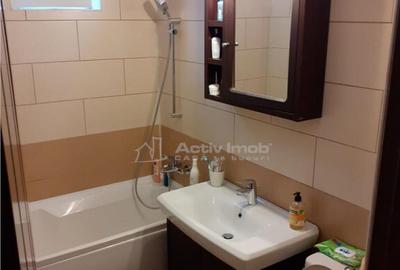 Apartament cu 3 camere semidecomandat în Moroasa 1 - 5