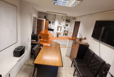 Apartament cu 4 camere decomandat în Crângași - 13