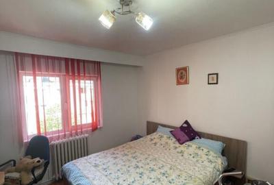 Apartament de vanzare cu 3 camere, 63mp, zona Alecsandri - 2
