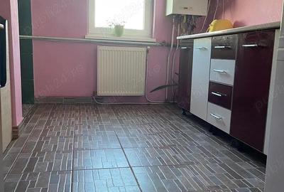 Apartament 4 camere de vanzare in Curtea de Arges Apartament 4 camere de vanzare in Curtea de Arges - 5