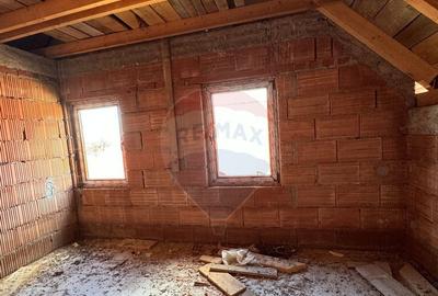 Casa cu 6 camere la rosu, intabulata in Zimandu Nou de v... Casa cu 6 camere la rosu, intabulata in Zimandu Nou de v... - 14