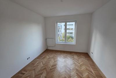 Romana Coloane apartament 3 camere  de vanzare - 19