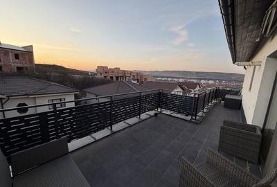 Apartament cu 2 camere decomandat în Florești