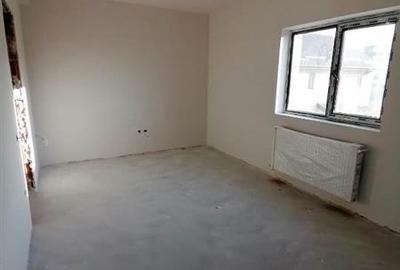 Duplex cu 4 camere cu Canalizare în Prelungirea Ghencea - 10