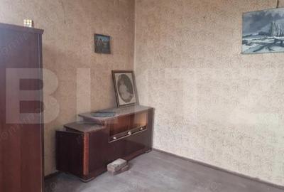 Casă cu 4 camere cu Teren 287 Mp în Lupeni - 9