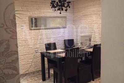 Casă individuală cu 14 camere cu Canalizare în Zorilor - 8